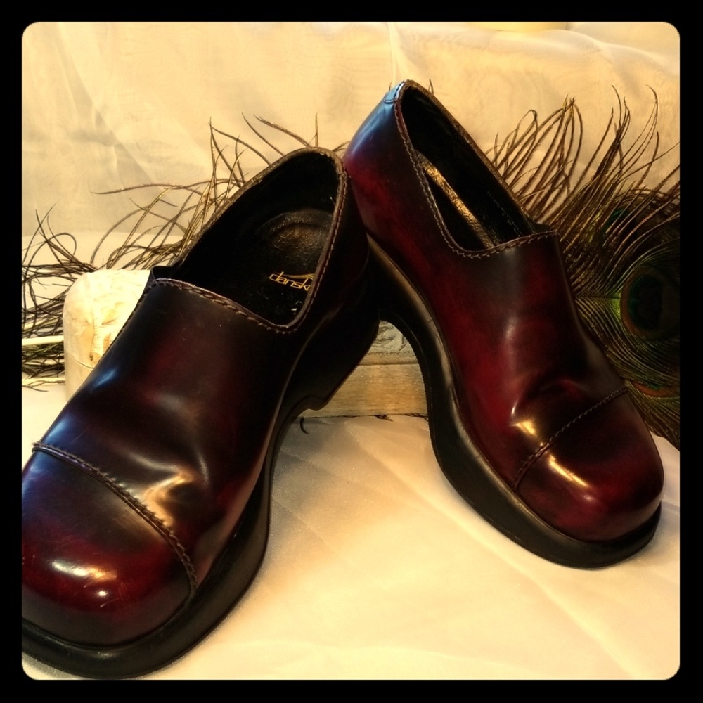 Dansko chunky distressed shoes